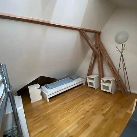 Albergue Onefam Míru