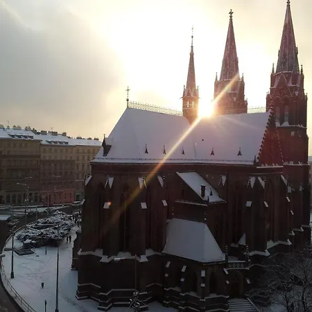 Onefam Miru Prague