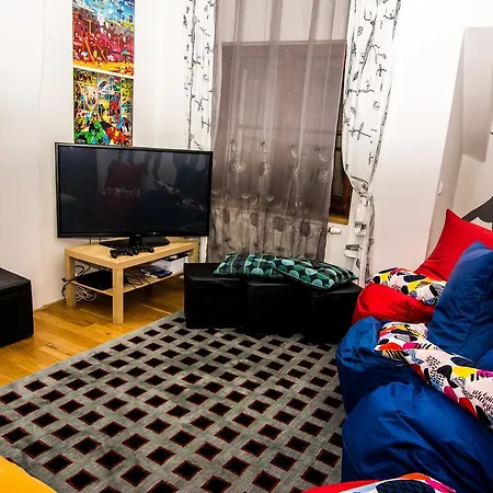 Onefam Miru Prague