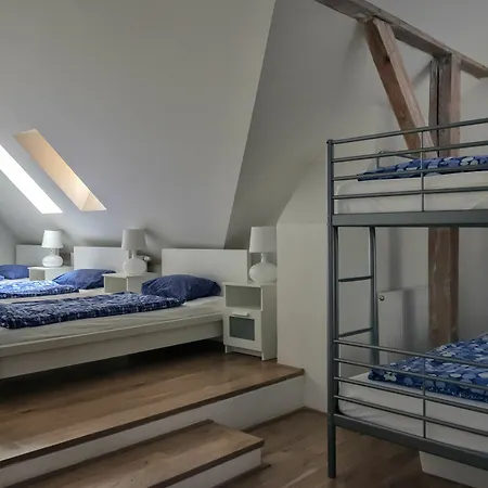 Onefam Miru Hostel Prague