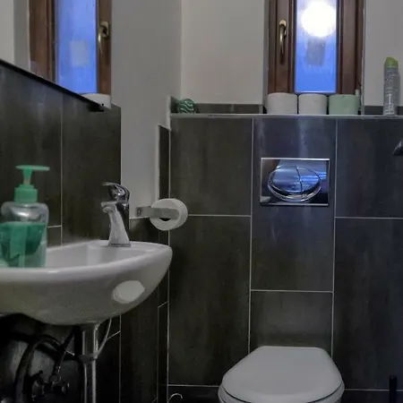 Onefam Miru Hostel Prague