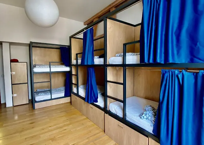 Onefam Míru Albergue
